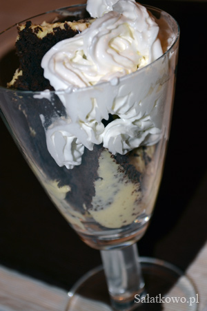 Deser tiramisu z czekolad